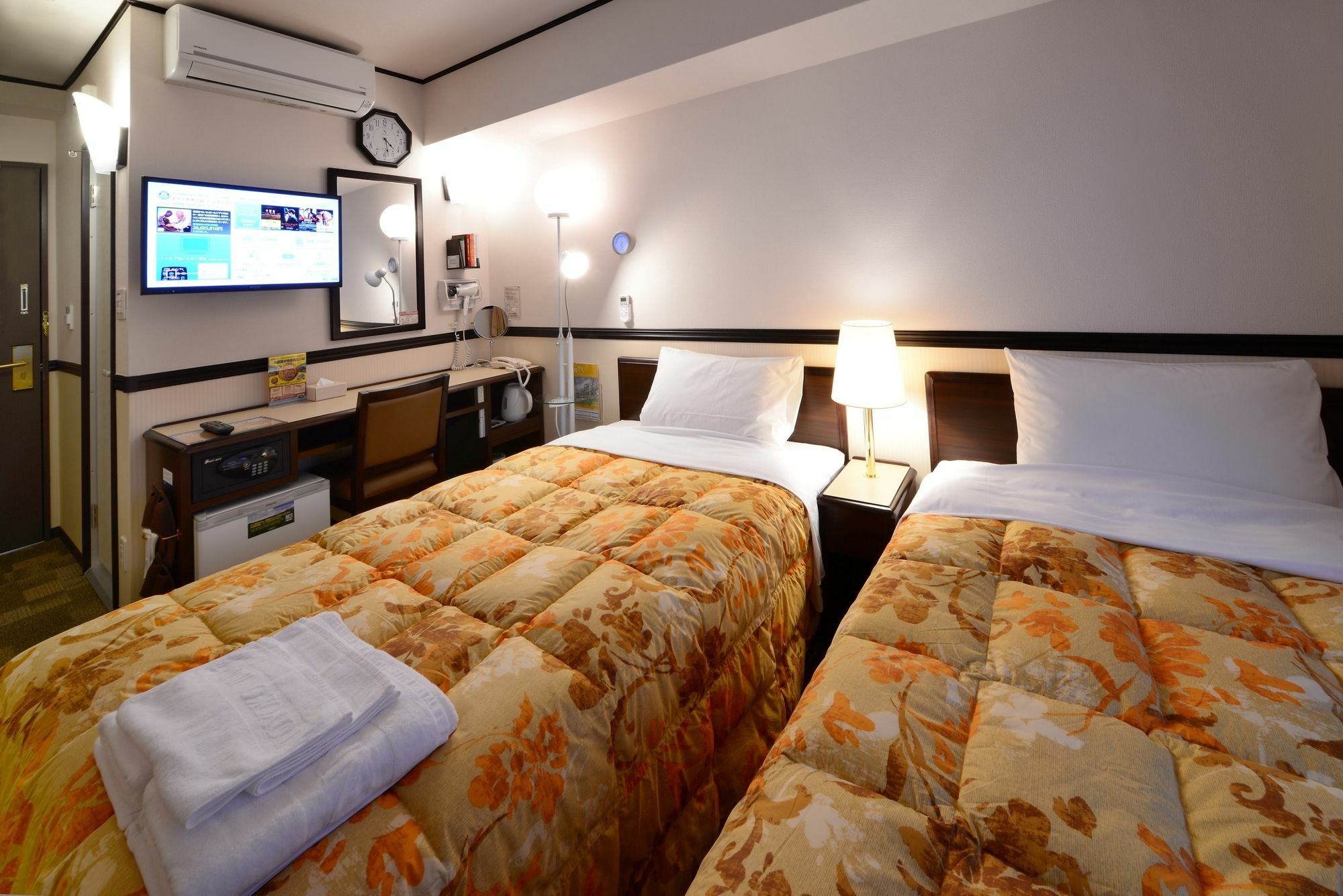 Toyoko Inn Kyoto Gojo Omiya Ngoại thất bức ảnh